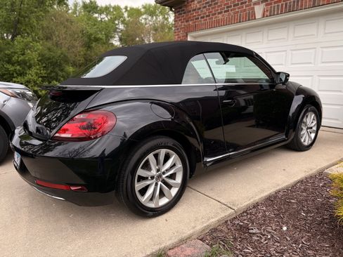 Used 2017 Volkswagen Beetle 1.8T S FWD image 5