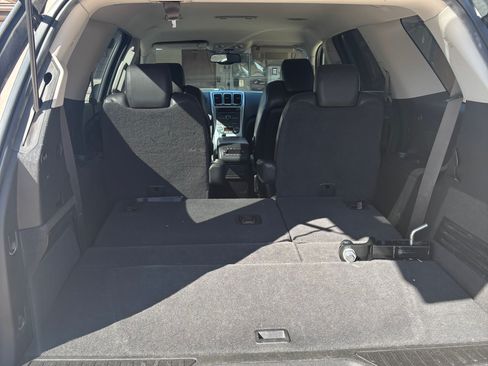 Used 2009 GMC Acadia SLT image 7