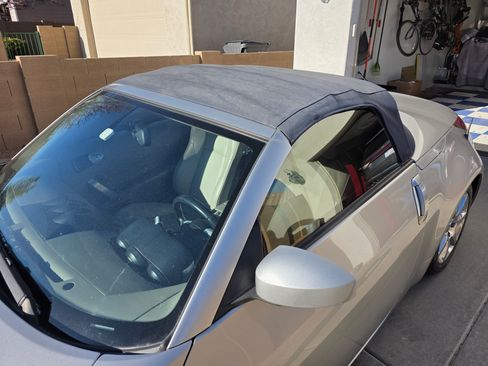 Used 2004 Nissan 350Z Touring image 9