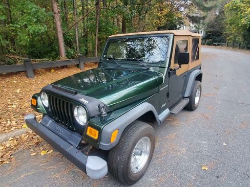 Used 1997 Jeep Wrangler SE image 13