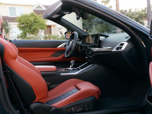 Used 2025 BMW M4 xDrive Competition w/ Executive Package image 10