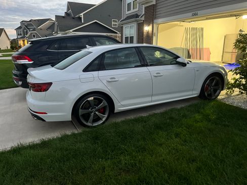 Used 2018 Audi S4 Premium Plus w/ Navigation Package image 2