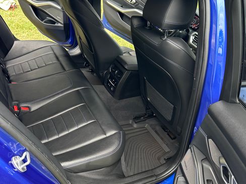 Used 2019 BMW 330i Sedan w/ M Sport Package image 14