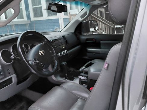 Used 2010 Toyota Sequoia SR5 image 7