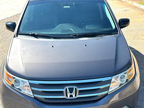 Used 2012 Honda Odyssey Touring image 4