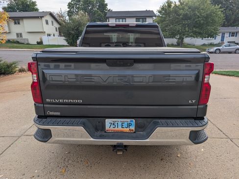 Used 2021 Chevrolet Silverado 1500 LT image 8