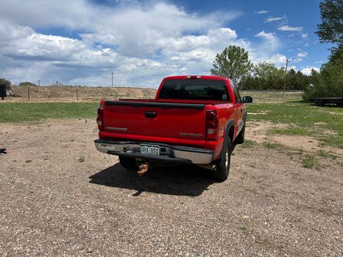 Used 2003 Chevrolet Silverado 1500 LS w/ Off-Road Package AWD/4WD image 5