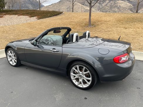 Used 2015 MAZDA MX-5 Miata Grand Touring image 6