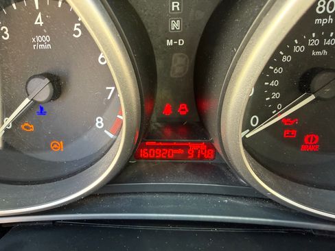 Used 2014 MAZDA MAZDA5 Touring FWD image 17