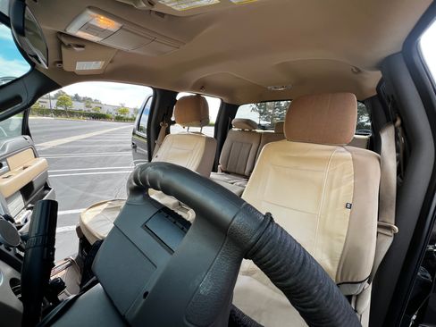 Used 2013 Ford F150 XLT w/ Trailer Tow Pkg image 14