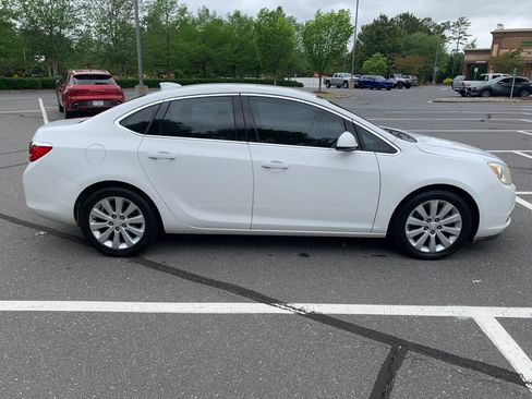 Used 2016 Buick Verano w/ Comfort Package FWD image 5