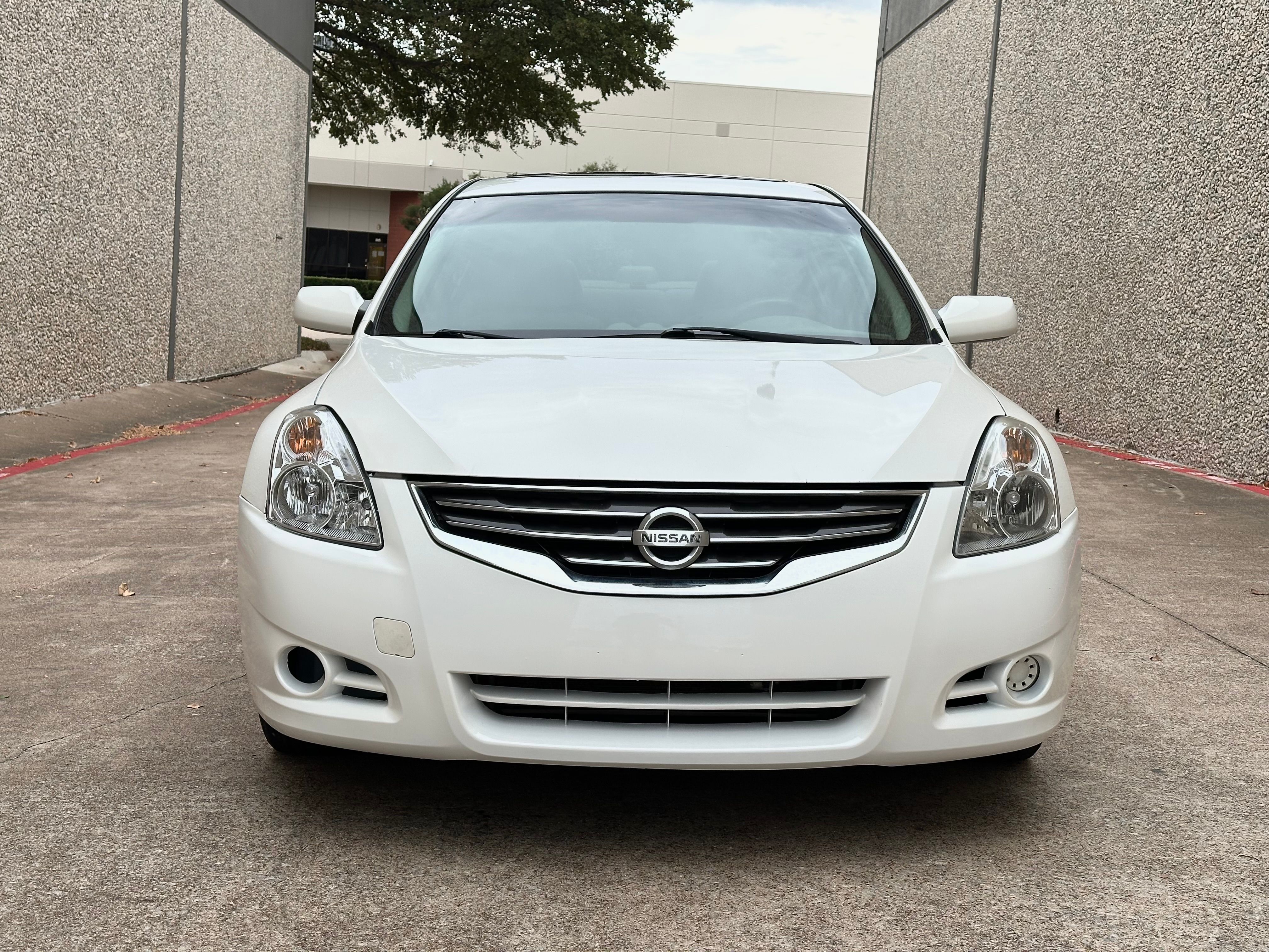 Used 2012 Nissan Altima 2.5 S w/ Convenience Pkg FWD image 4