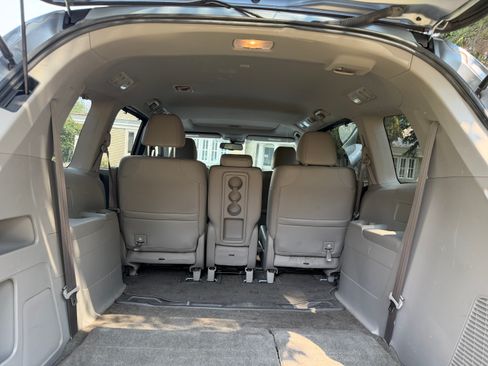 Used 2014 Honda Odyssey EX-L image 22