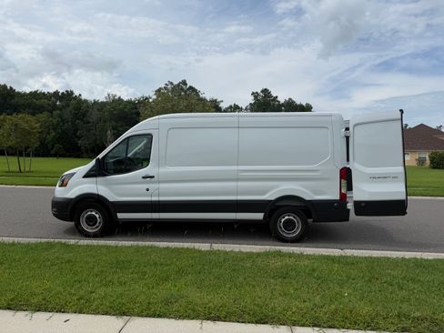 Used 2025 Ford Transit 250 148 Medium Roof w/ Load Area Protection Package RWD image 10