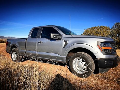 Used 2024 Ford F150 XL image 2