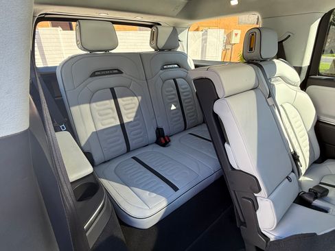 Used 2023 Rivian R1S Adventure image 24