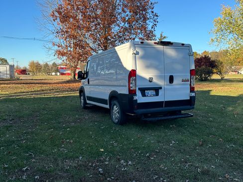 Used 2019 RAM ProMaster 1500 w/ Premium Appearance Group image 8