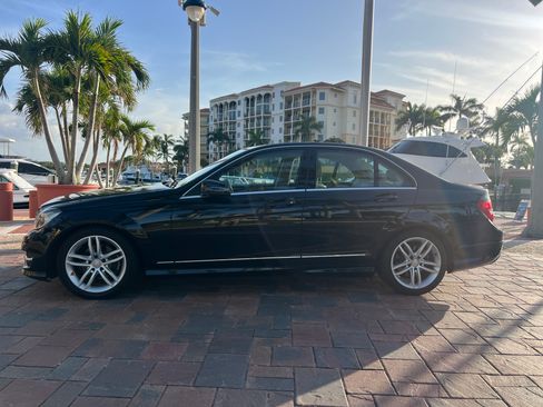 Used 2014 Mercedes-Benz C 250 Sedan image 1