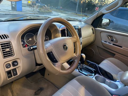 Used 2007 Mercury Mariner Luxury image 8