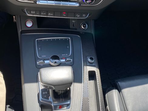 Used 2018 Audi SQ5 Prestige w/ Prestige Package AWD/4WD image 12