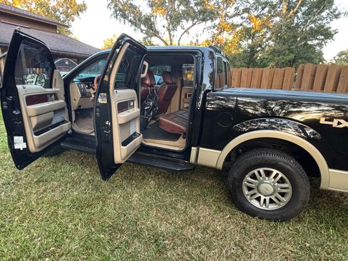 Used 2009 Ford F150 King Ranch image 6