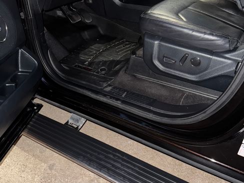 Used 2021 Ford Expedition Max Limited image 13