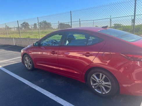 Used 2017 Hyundai Elantra Value Edition image 13