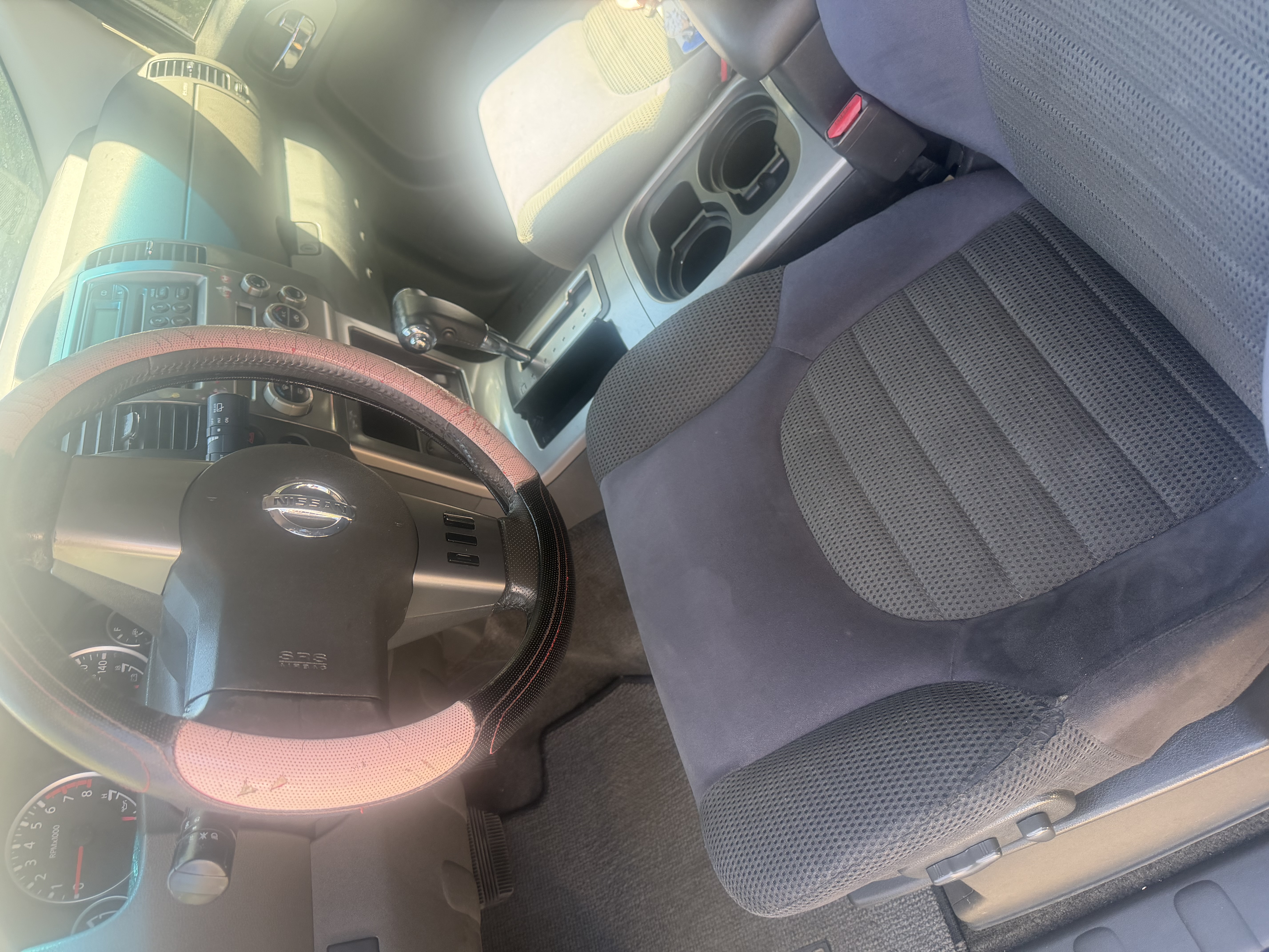 Used 2005 Nissan Pathfinder SE w/ (G01) SE Comfort Pkg RWD image 16