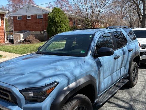 Used 2025 Toyota 4Runner SR5 image 2