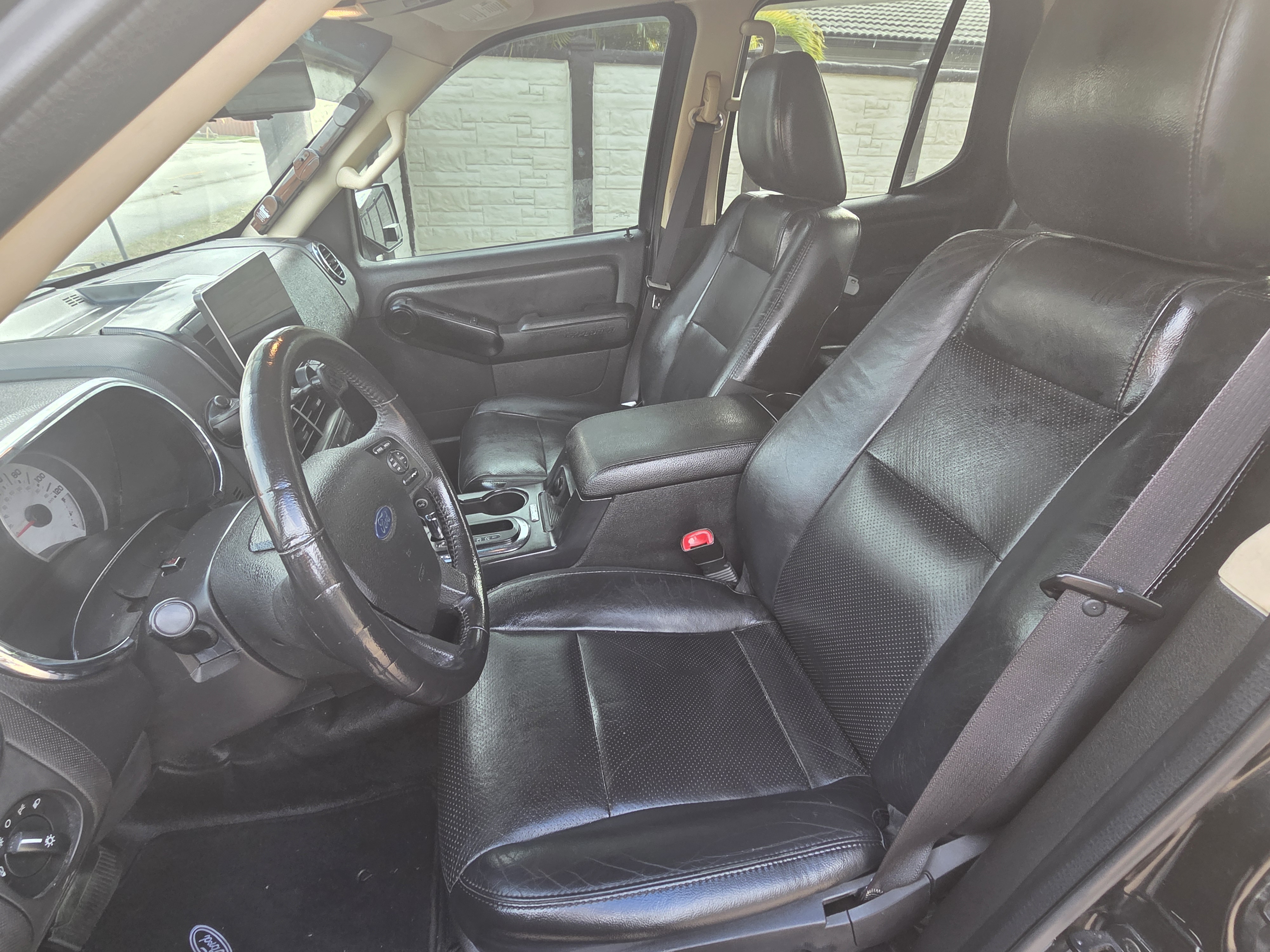 Used 2010 Ford Explorer Sport Trac Limited RWD image 20