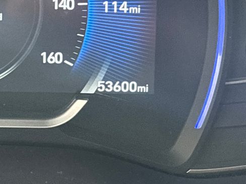 Used 2020 Hyundai Santa Fe SEL w/ Cargo Package image 12