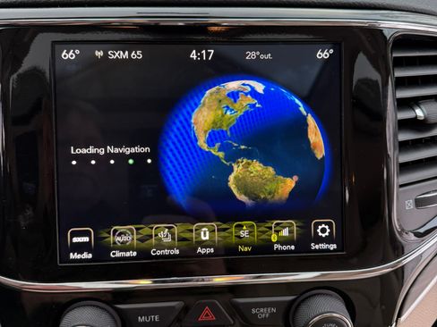 Used 2021 Jeep Grand Cherokee Limited image 9