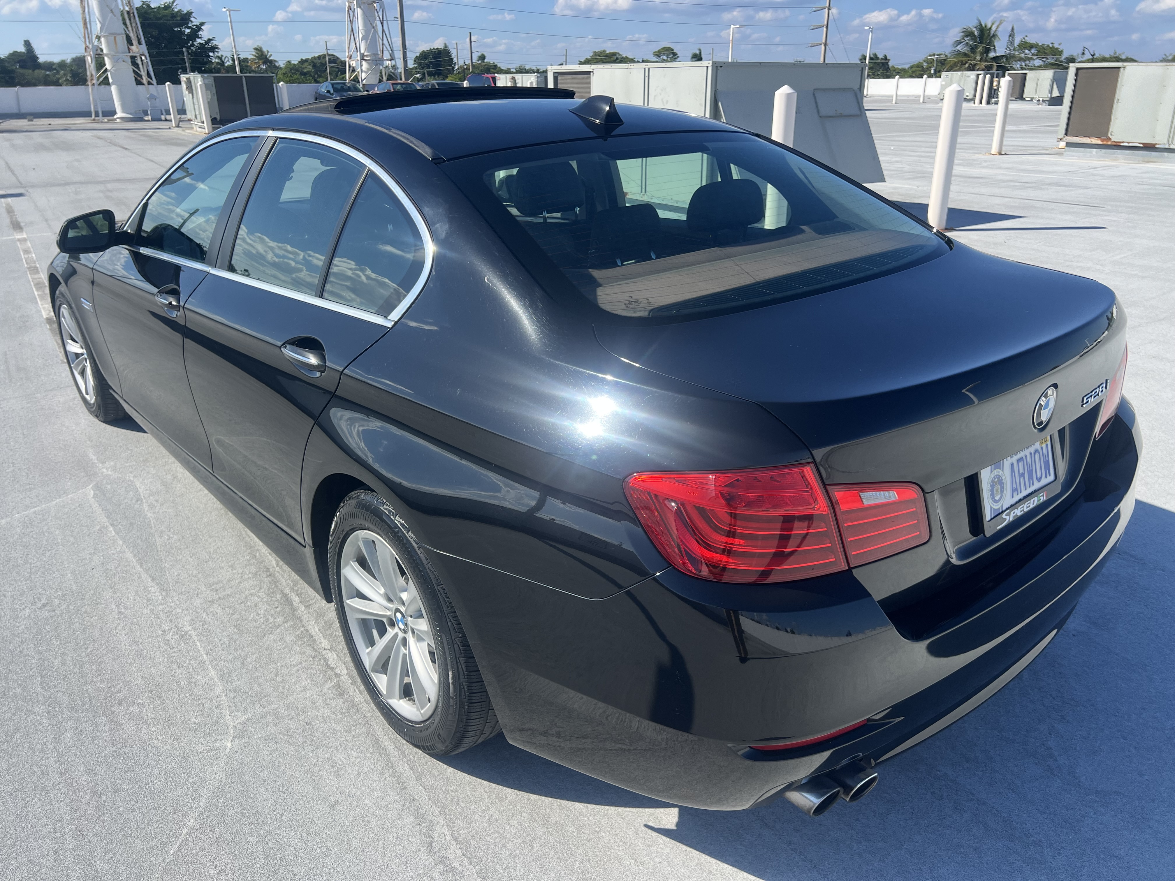 Used 2016 BMW 528i Sedan RWD image 6