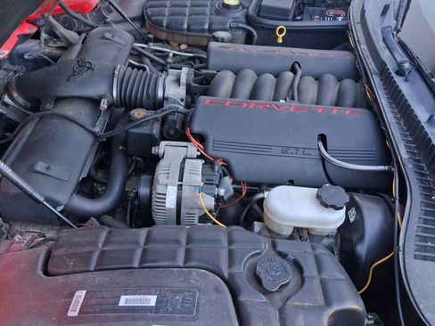 Used 1999 Chevrolet Corvette Coupe image 10