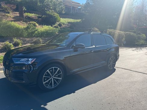 Used 2021 Audi Q7 3.0T Prestige w/ Prestige Package image 4
