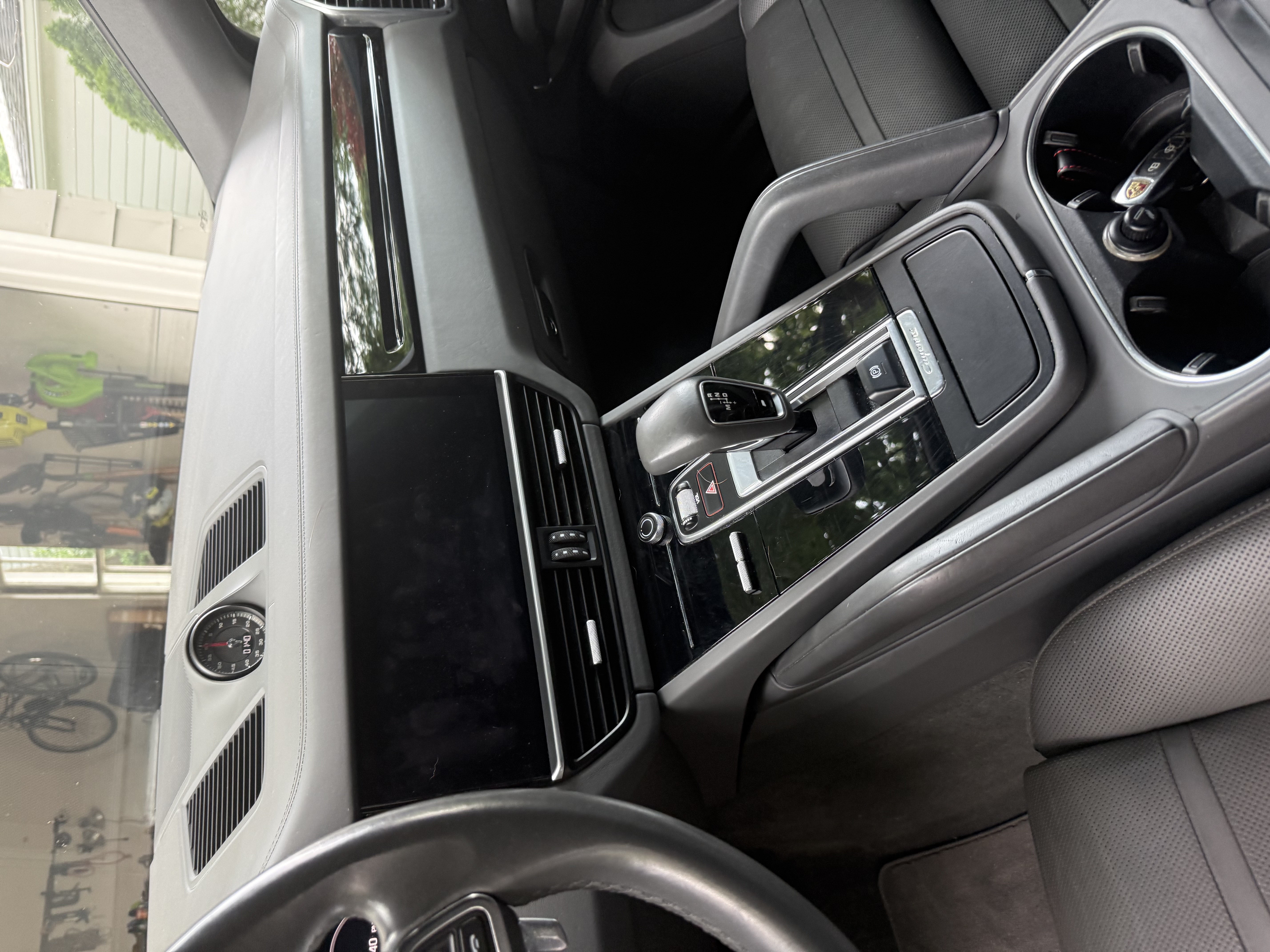 Used 2020 Porsche Cayenne AWD/4WD image 10