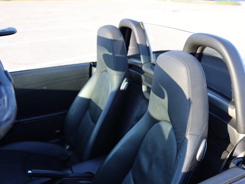Used 2007 Porsche Boxster RWD image 10