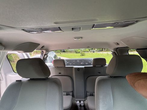Used 2018 Nissan Frontier S RWD image 27