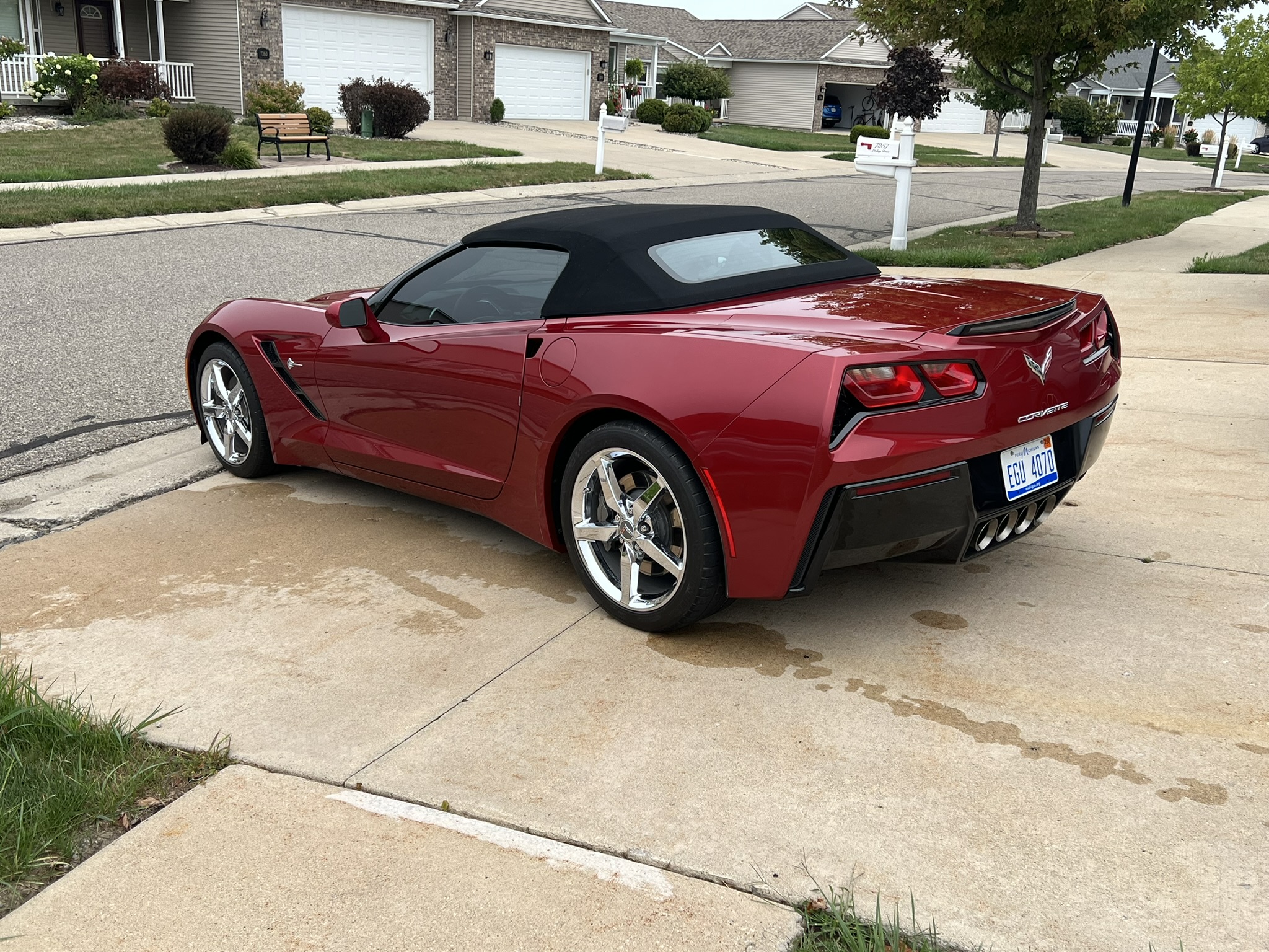 Used 2014 Chevrolet Corvette Stingray Convertible w/ 3LT Preferred Equipment Group RWD image 8