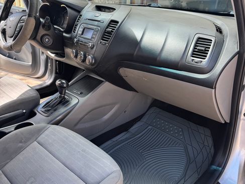 Used 2015 Kia Forte EX image 8