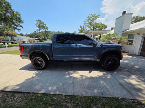 Used 2023 Ford F150 Raptor w/ Raptor Carbon Fiber Package AWD/4WD image 4