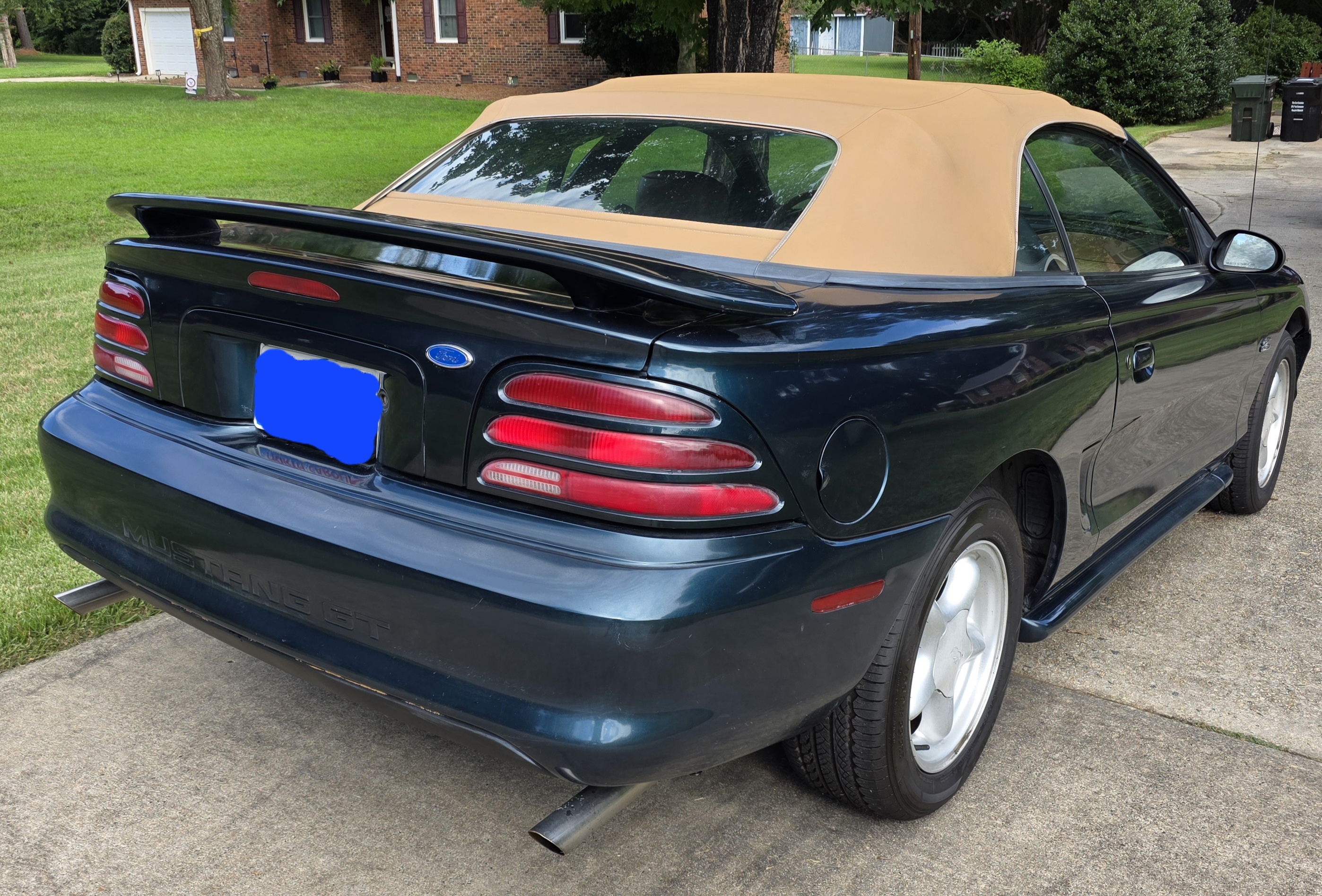 Used 1995 Ford Mustang GT RWD image 2