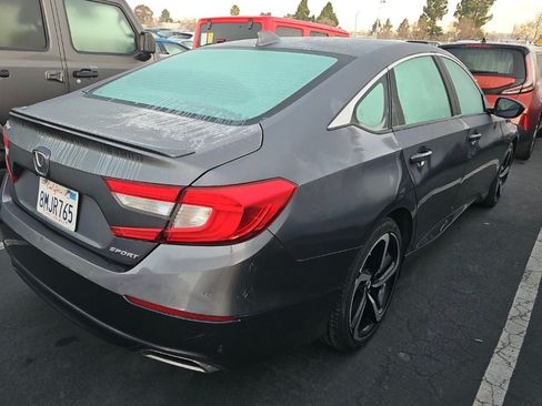 Used 2019 Honda Accord Sport image 2