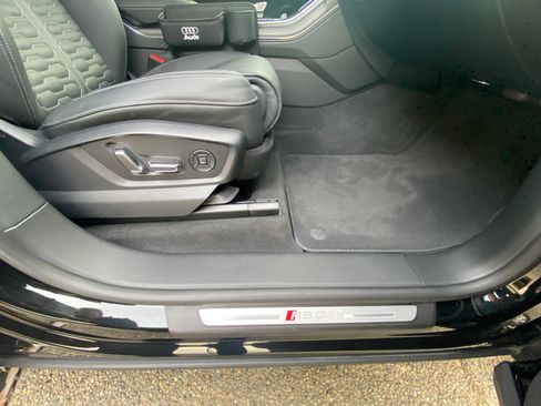 Used 2023 Audi RS Q8 image 19