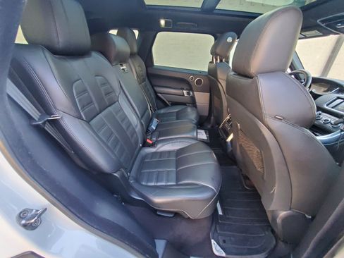 Used 2016 Land Rover Range Rover Sport HSE AWD/4WD image 17