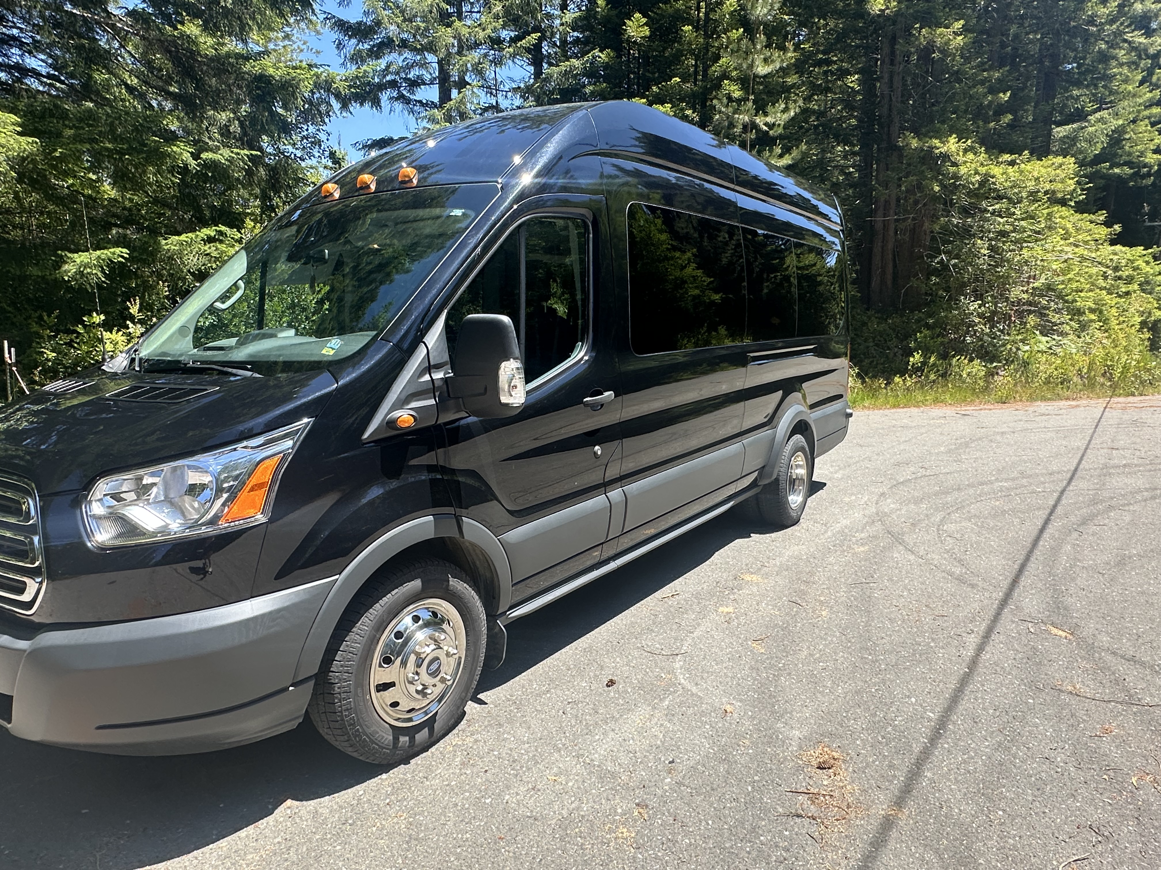 Used 2017 Ford Transit 350 XLT RWD image 2