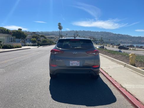 Used 2017 Hyundai Tucson SE image 5