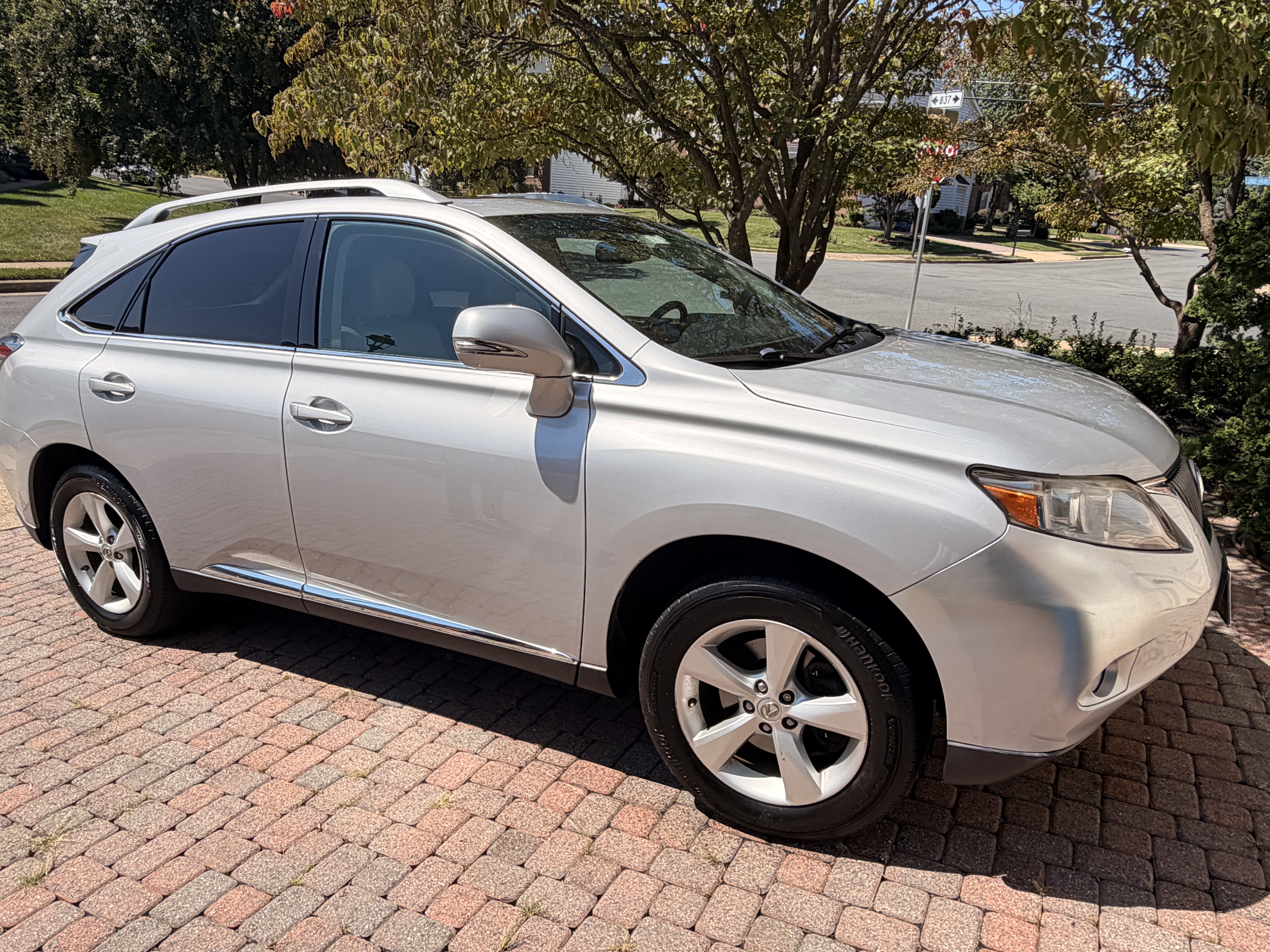 Used 2010 Lexus RX 350 2WD w/ Premium Pkg image 8