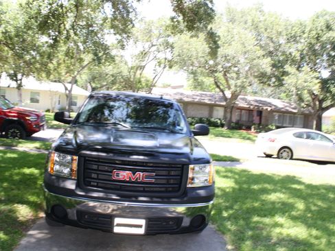Used 2008 GMC Sierra 1500 W/T RWD image 4