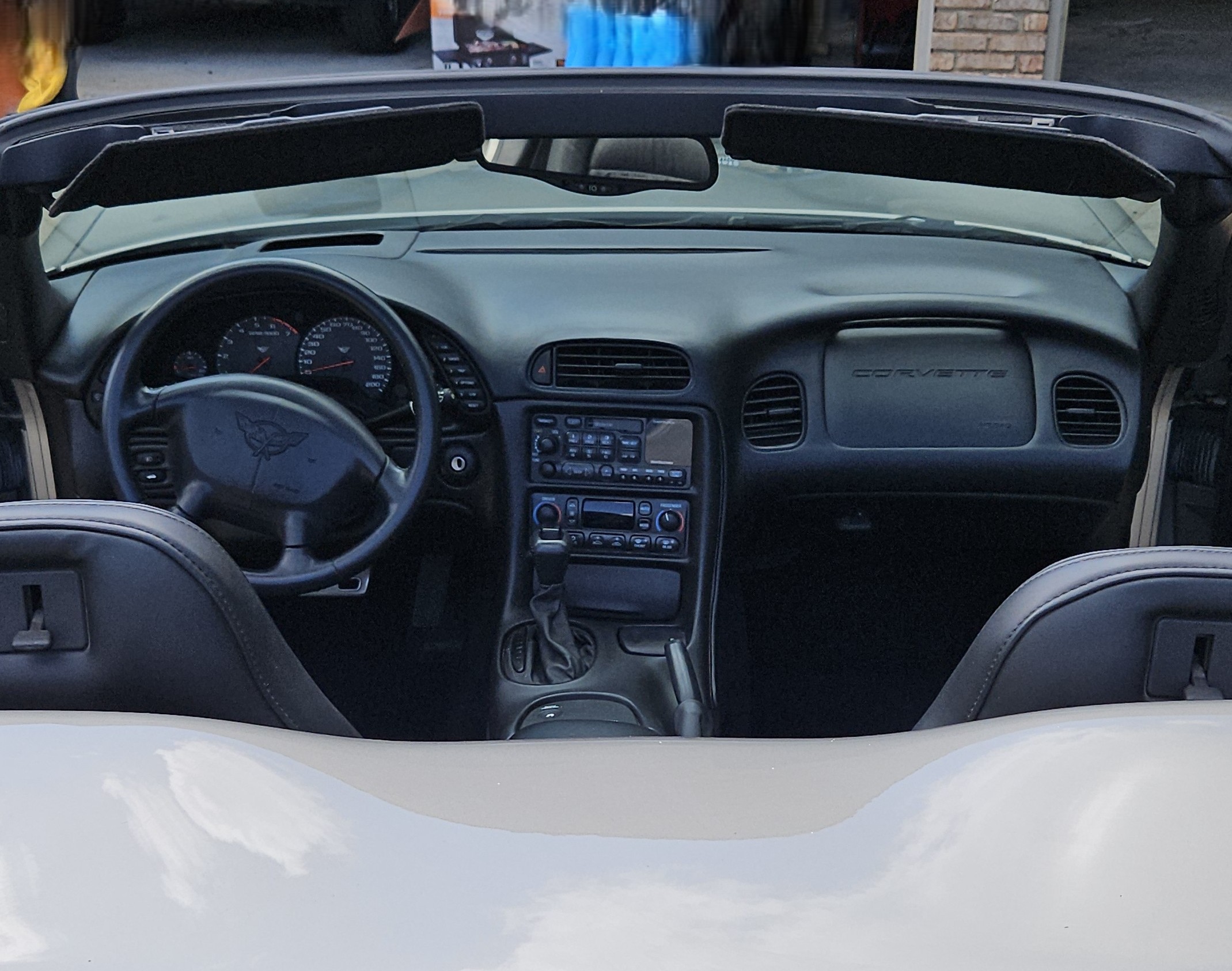 Used 2001 Chevrolet Corvette Convertible w/ Preferred Equipment Group2 RWD image 11